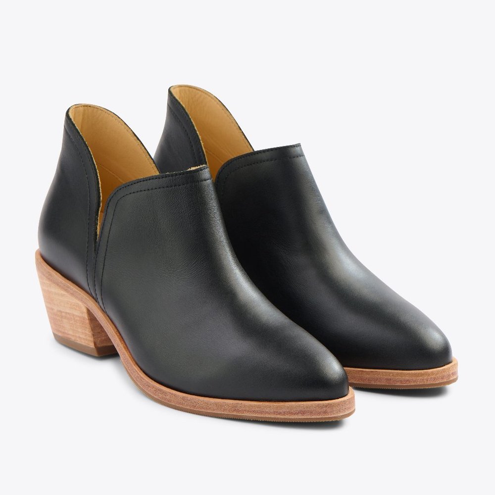 Nisolo Everyday Ankle Bootie Womens size 7.5 in black